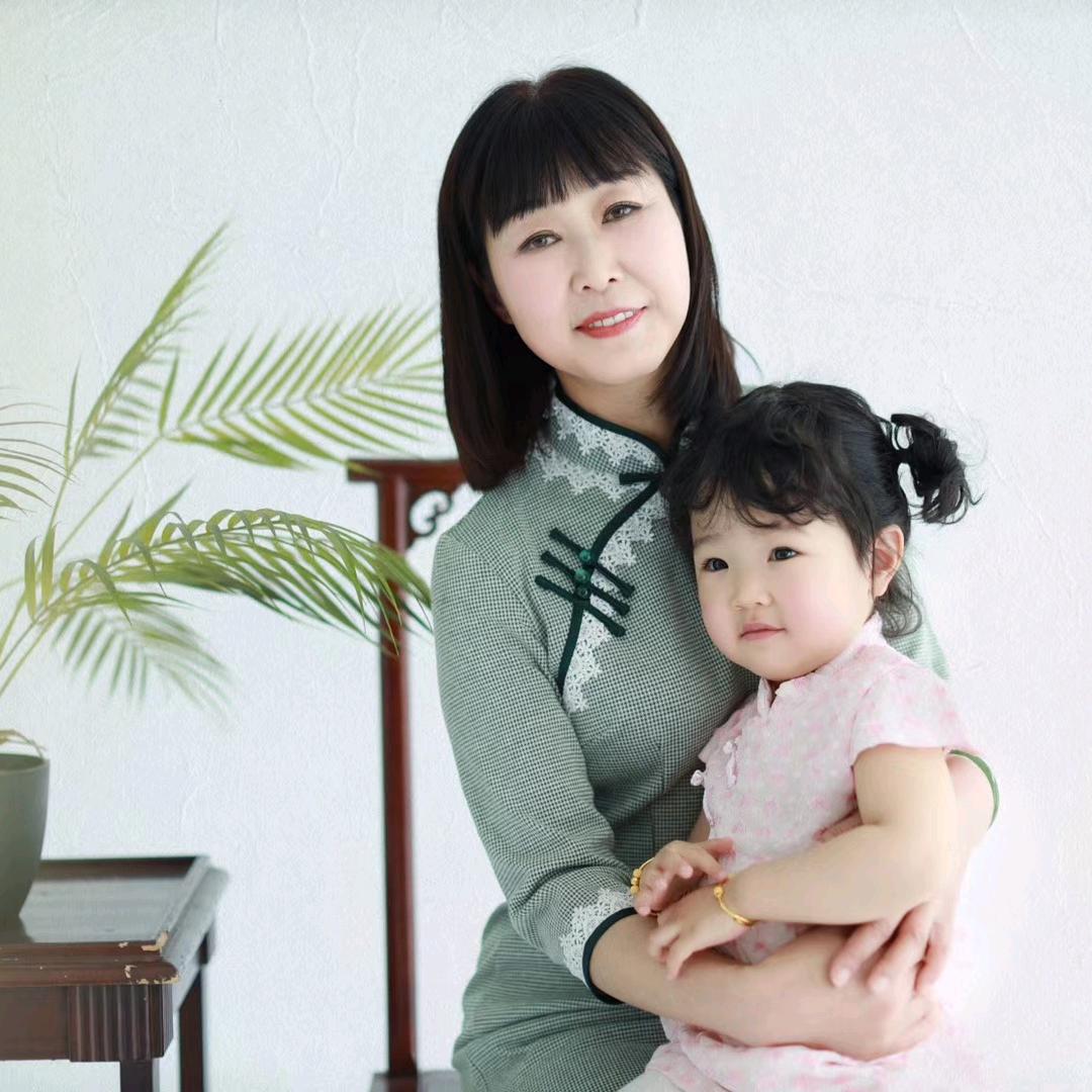 JOJO 外婆