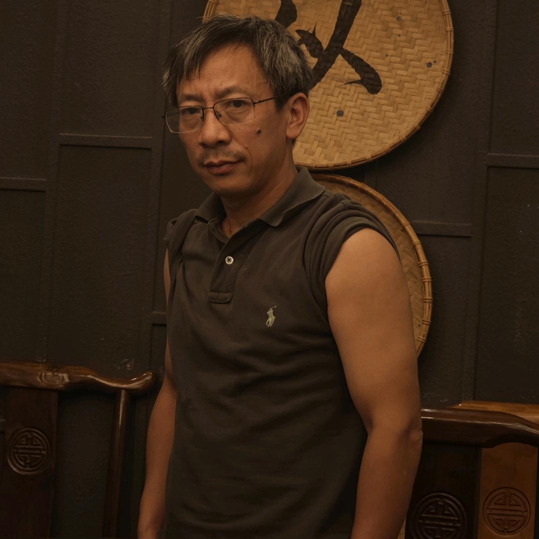 竹间松旁听风客