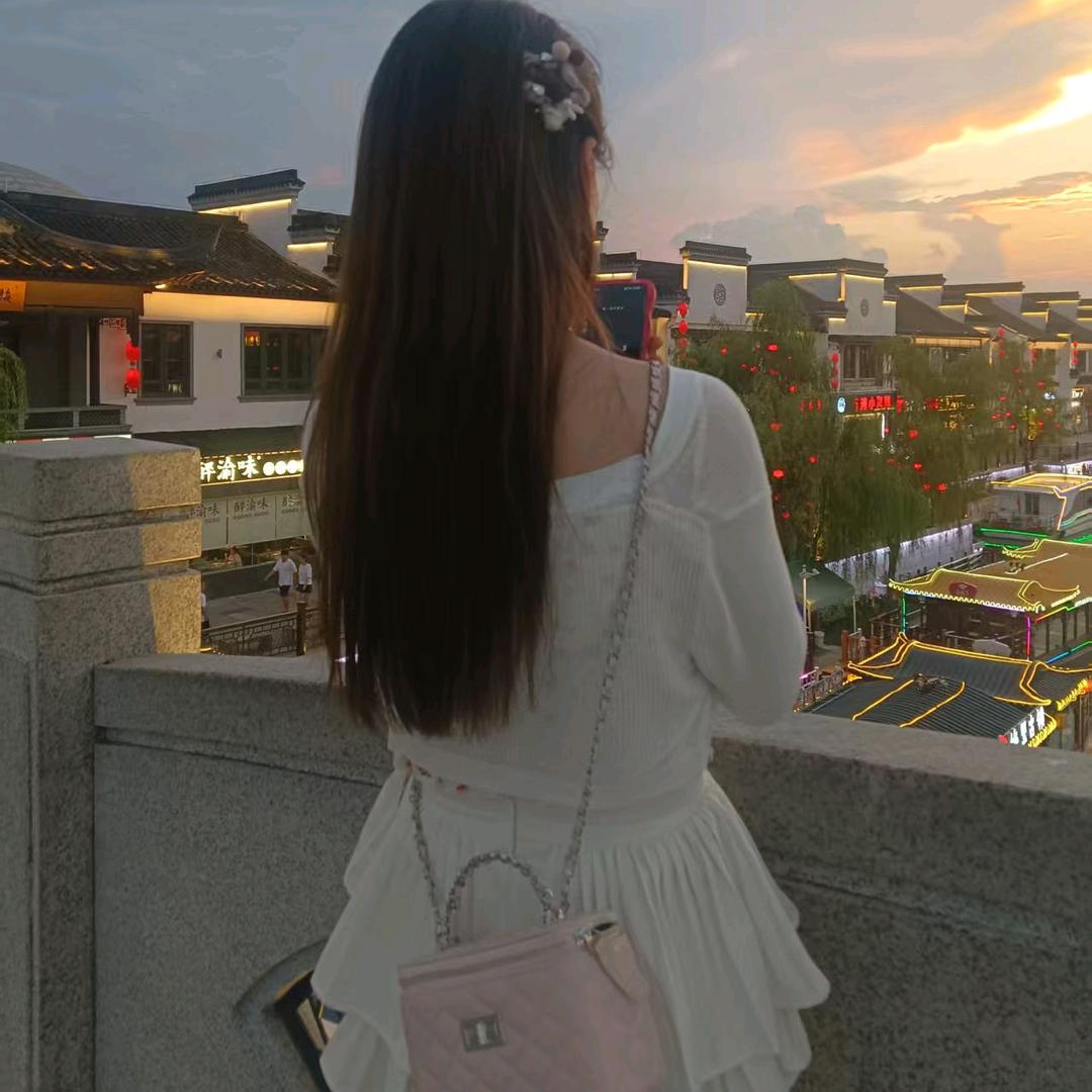 ღᩚ᭄ 公主💞请发财ღᩚ᭄