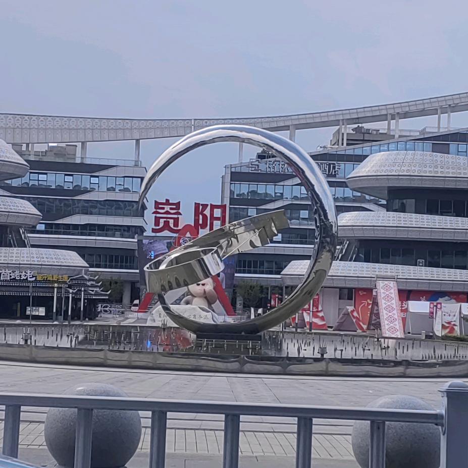 东起波澜