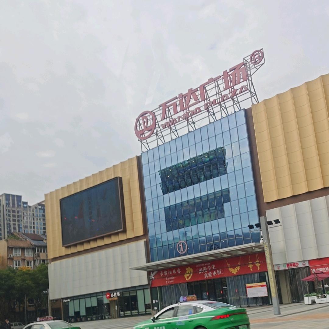 本是青灯不归客，只因浊酒恋红尘