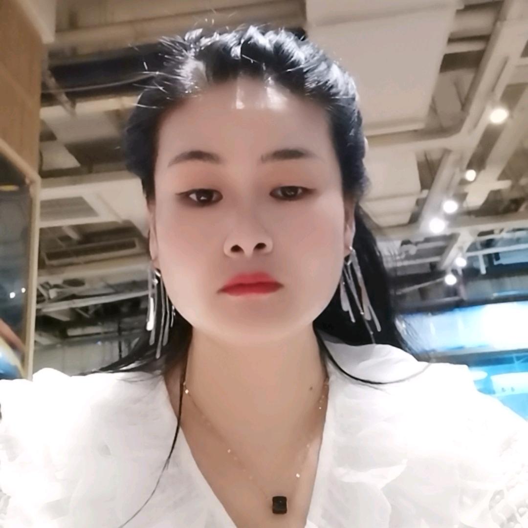 月亮掉进海里