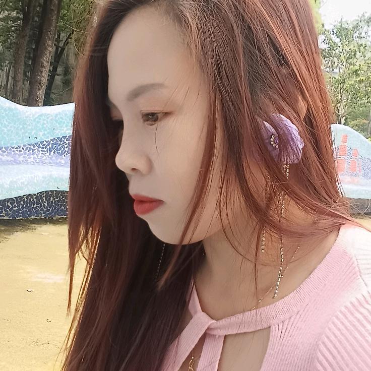 左手、情