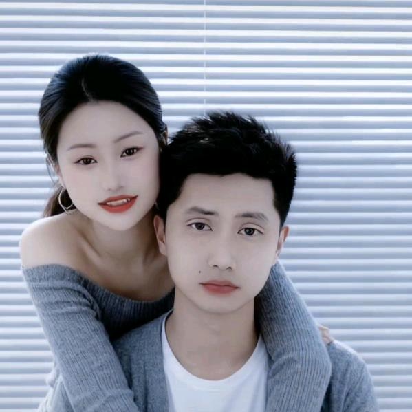 👫👭看透一切，只能回忆👭👭