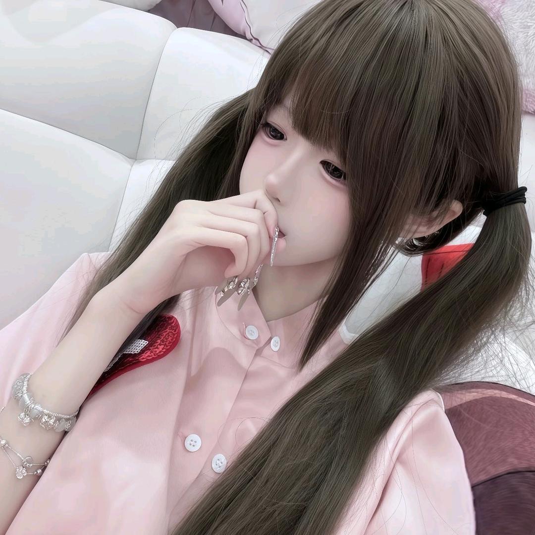 天真以为