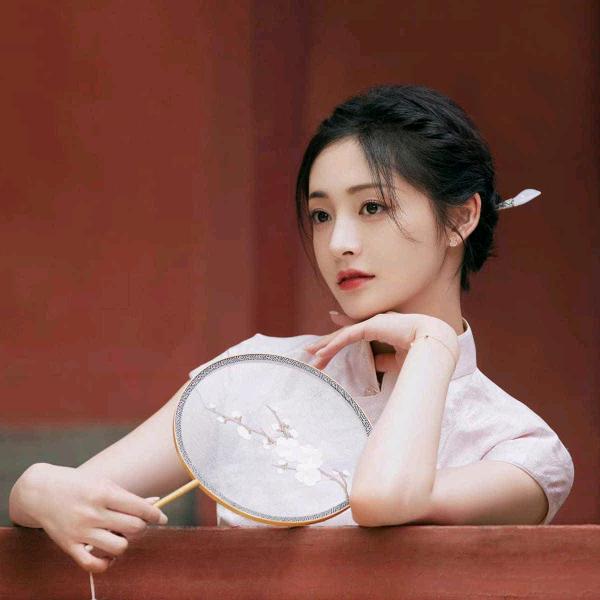 咸鱼之王~凤凤