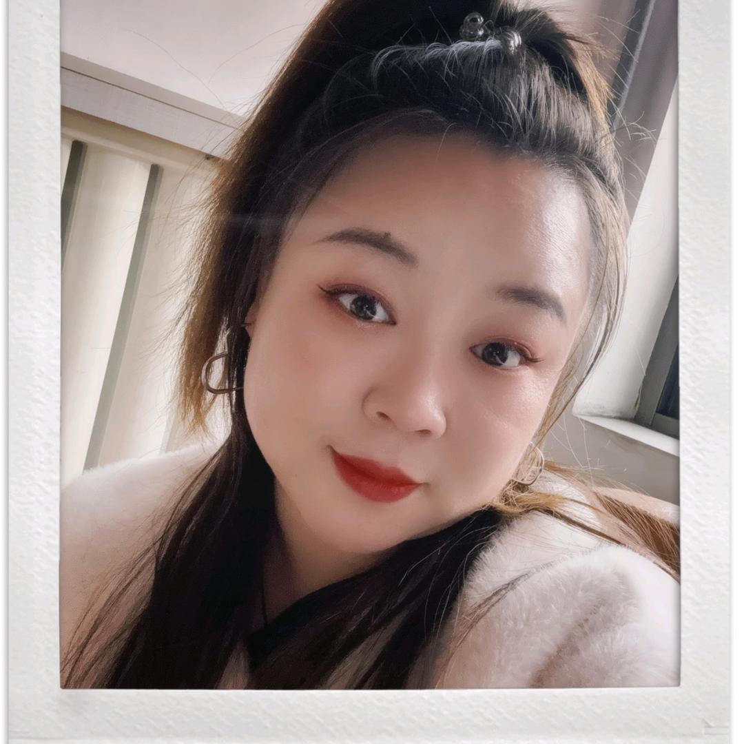 小胖妞。