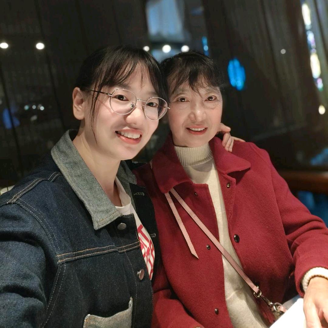 实在人酒坊张姐