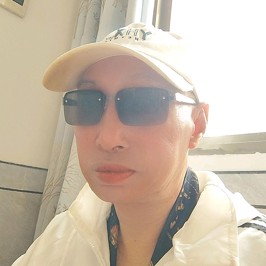 巨寧