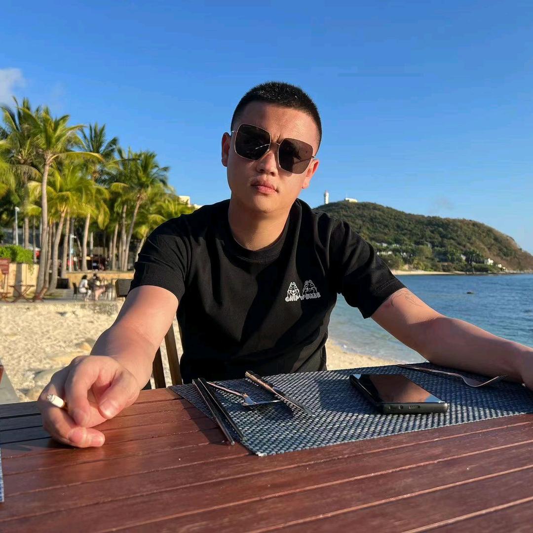 夜晚崩溃的俗人