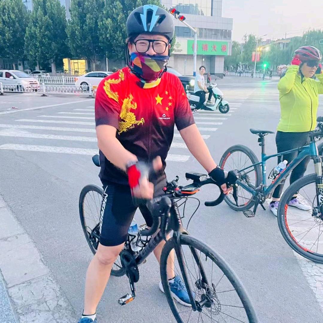 园味浓食品厂，小辫