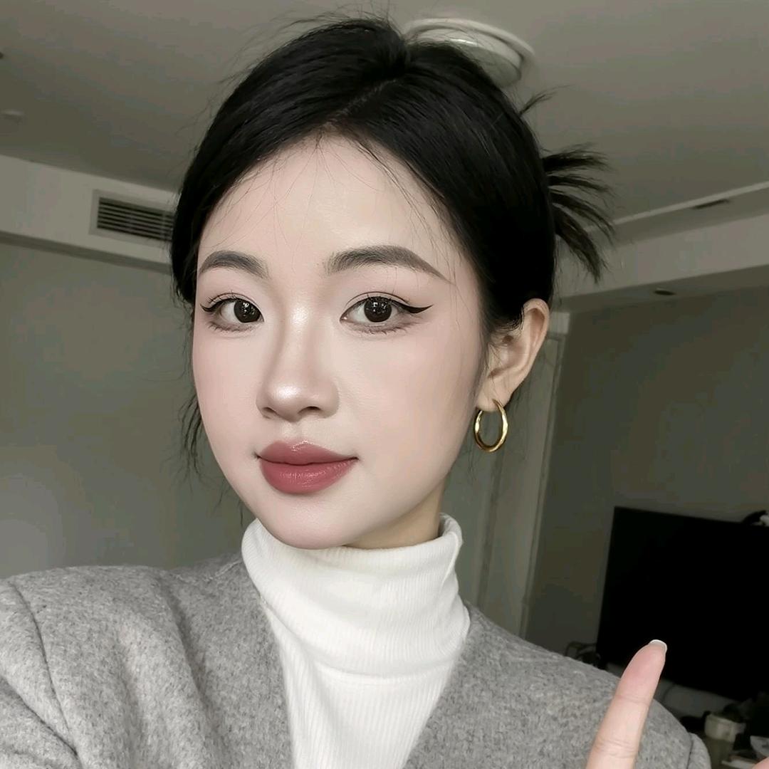 @你今天化妆了吗👸