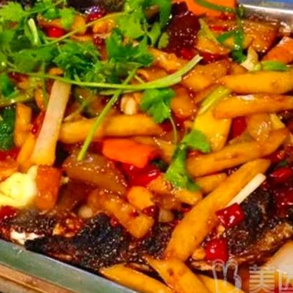 月下小筑烤鱼云城店