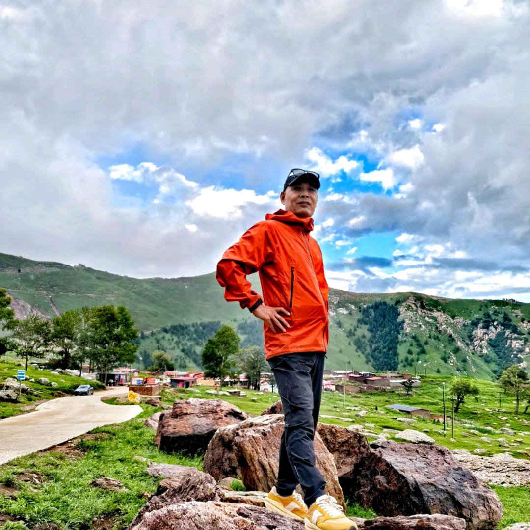 自由飞翔（雄安）