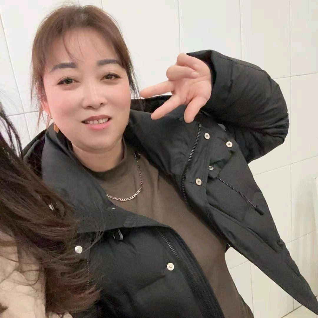 香香.