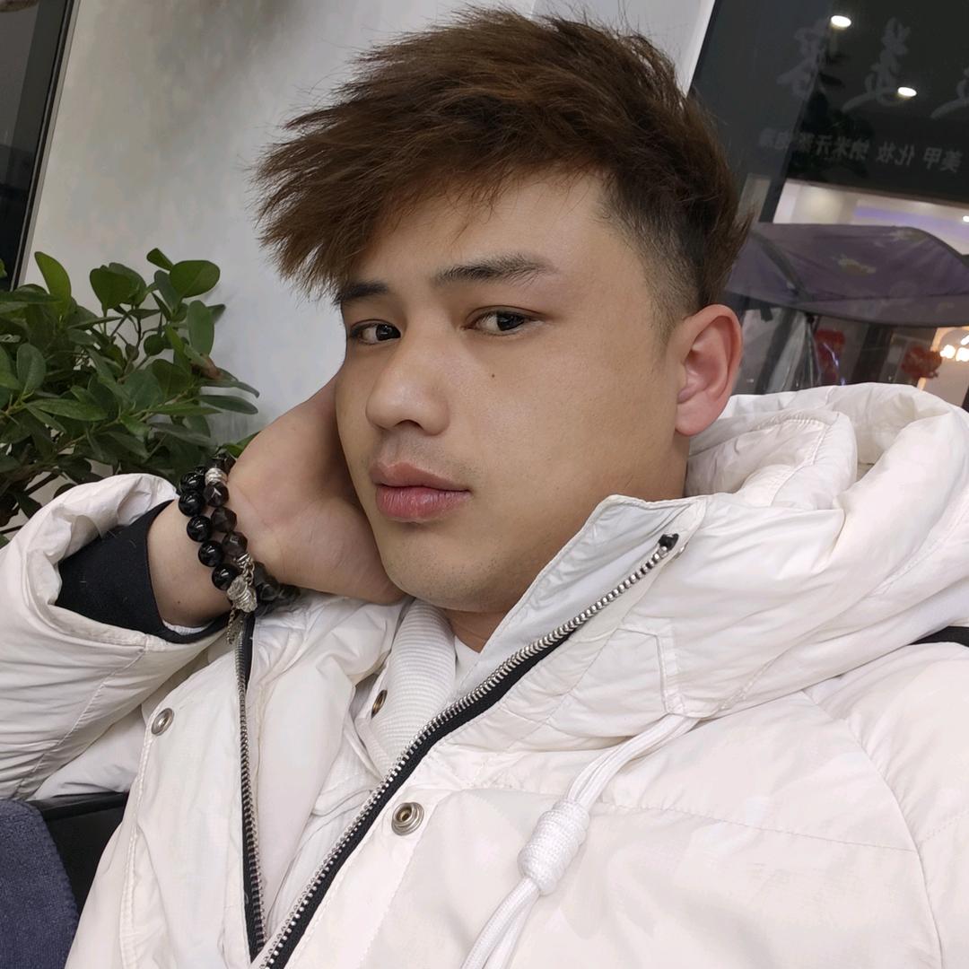 此刻。