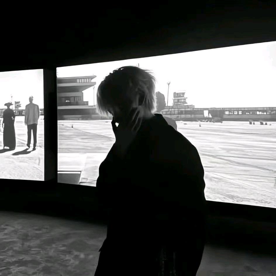 光
