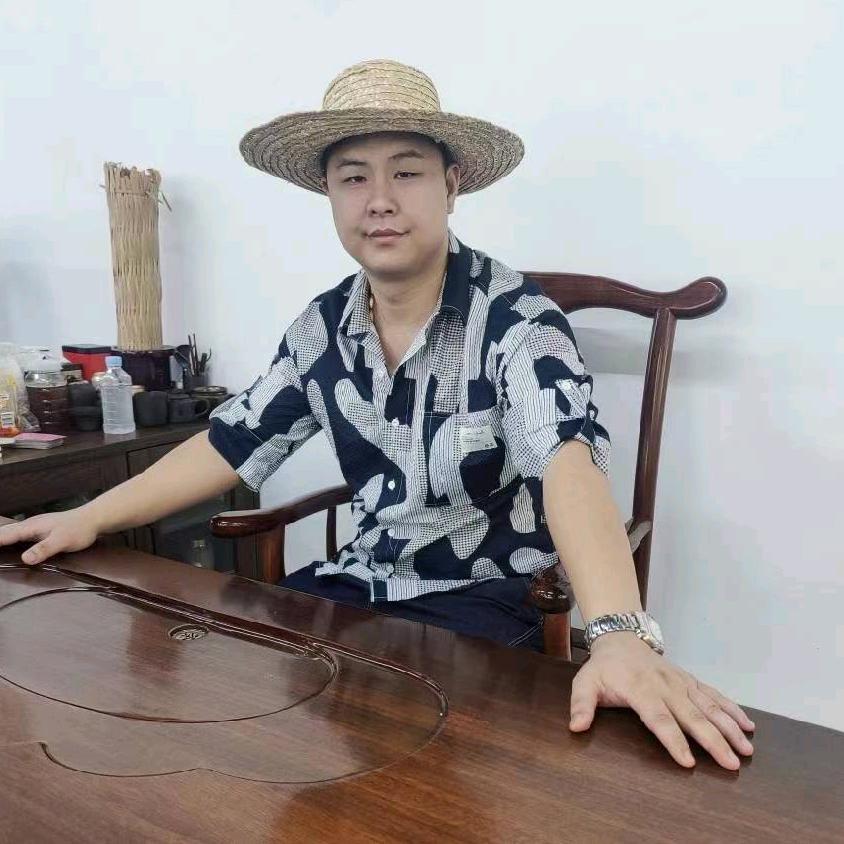 草帽哥昕鼎二手车