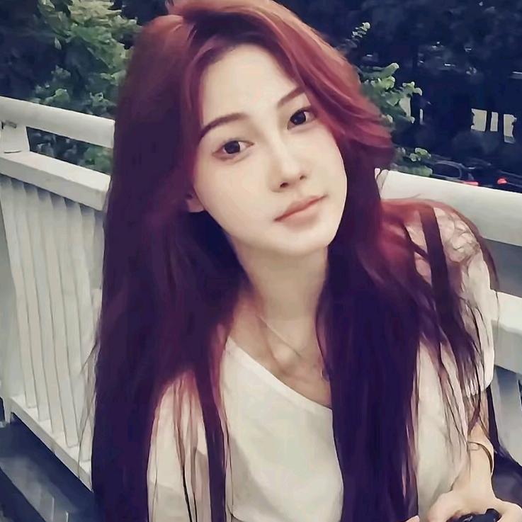 玫少^.✨