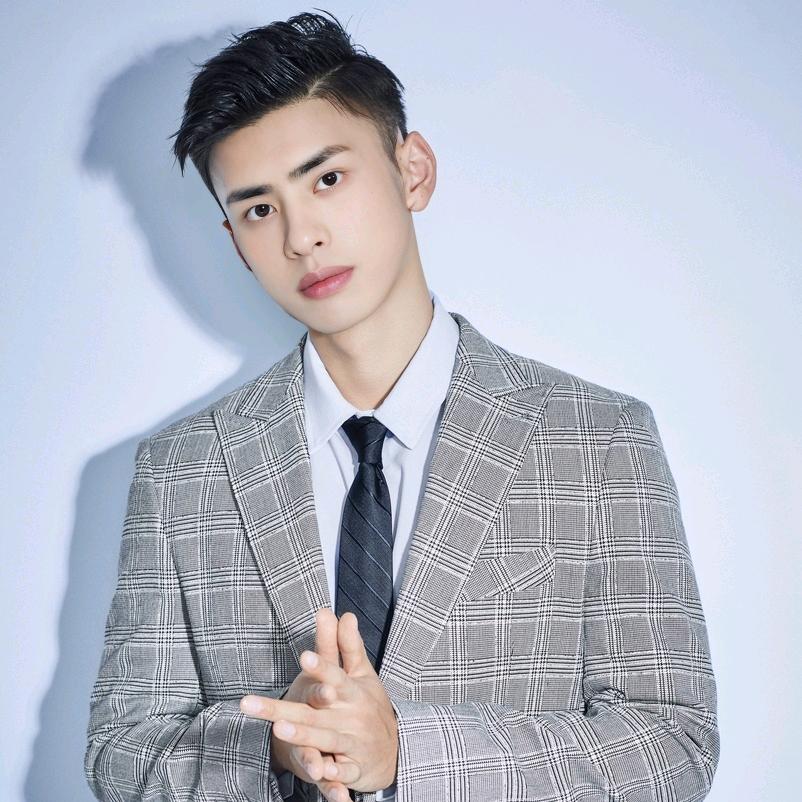 龙有志