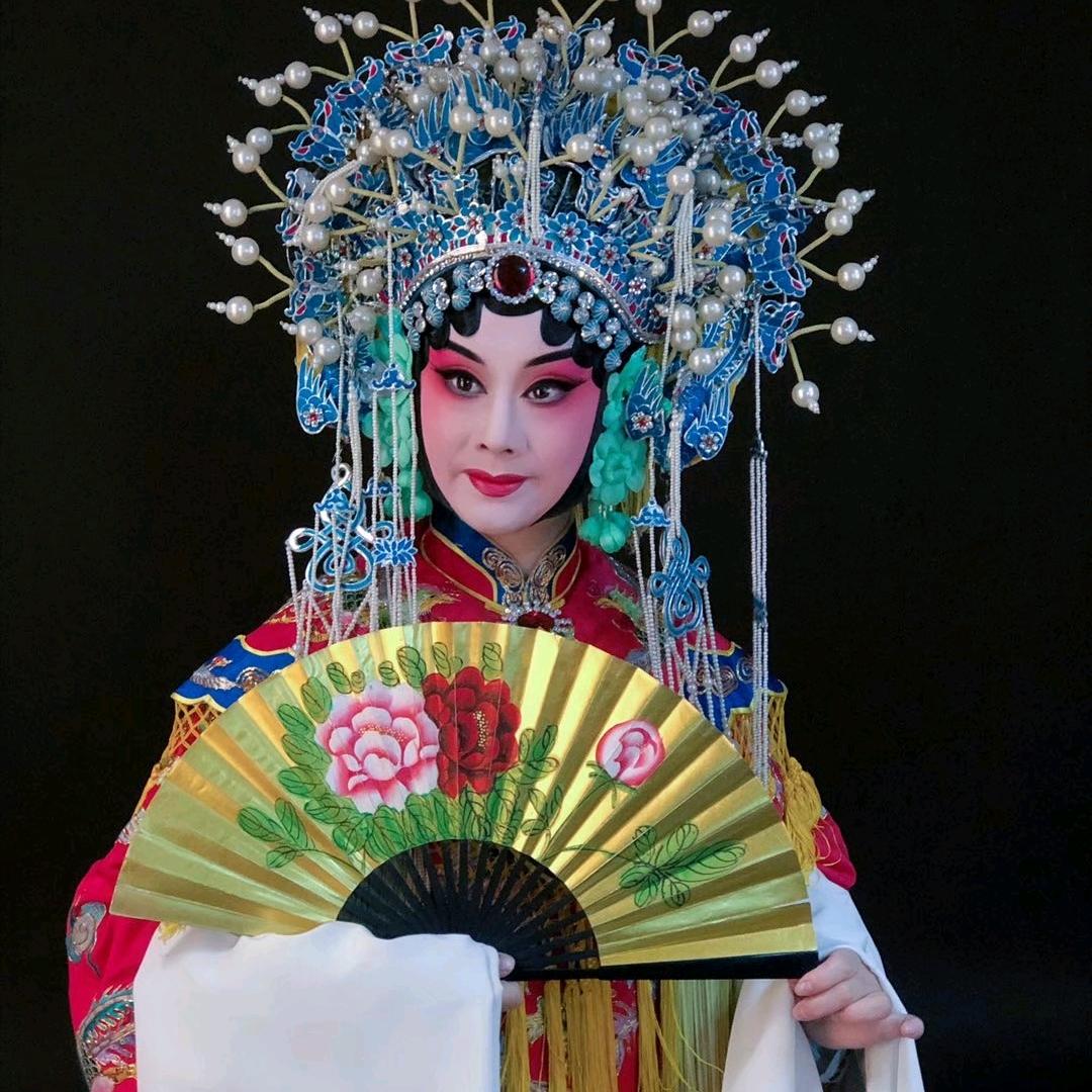 戏曲姜玲