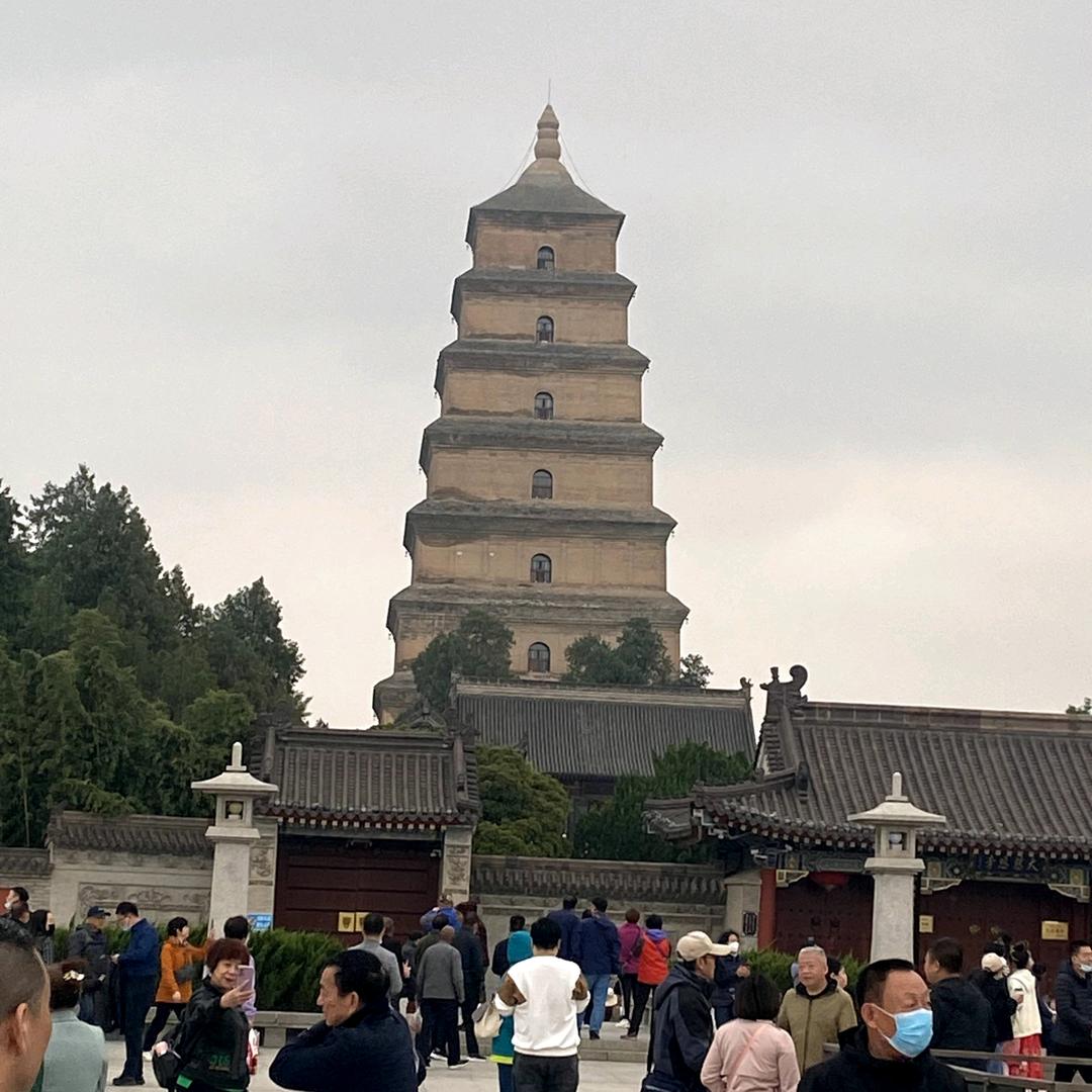 迷思倪弡