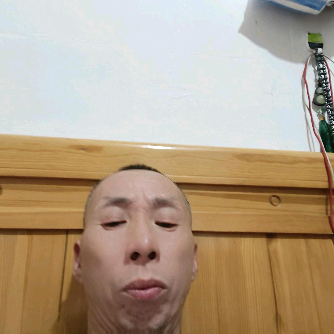 闫铁均