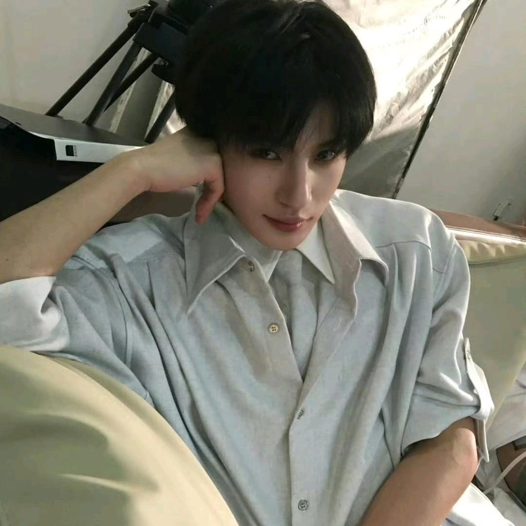 凉月呀（求翅翅改作业版）