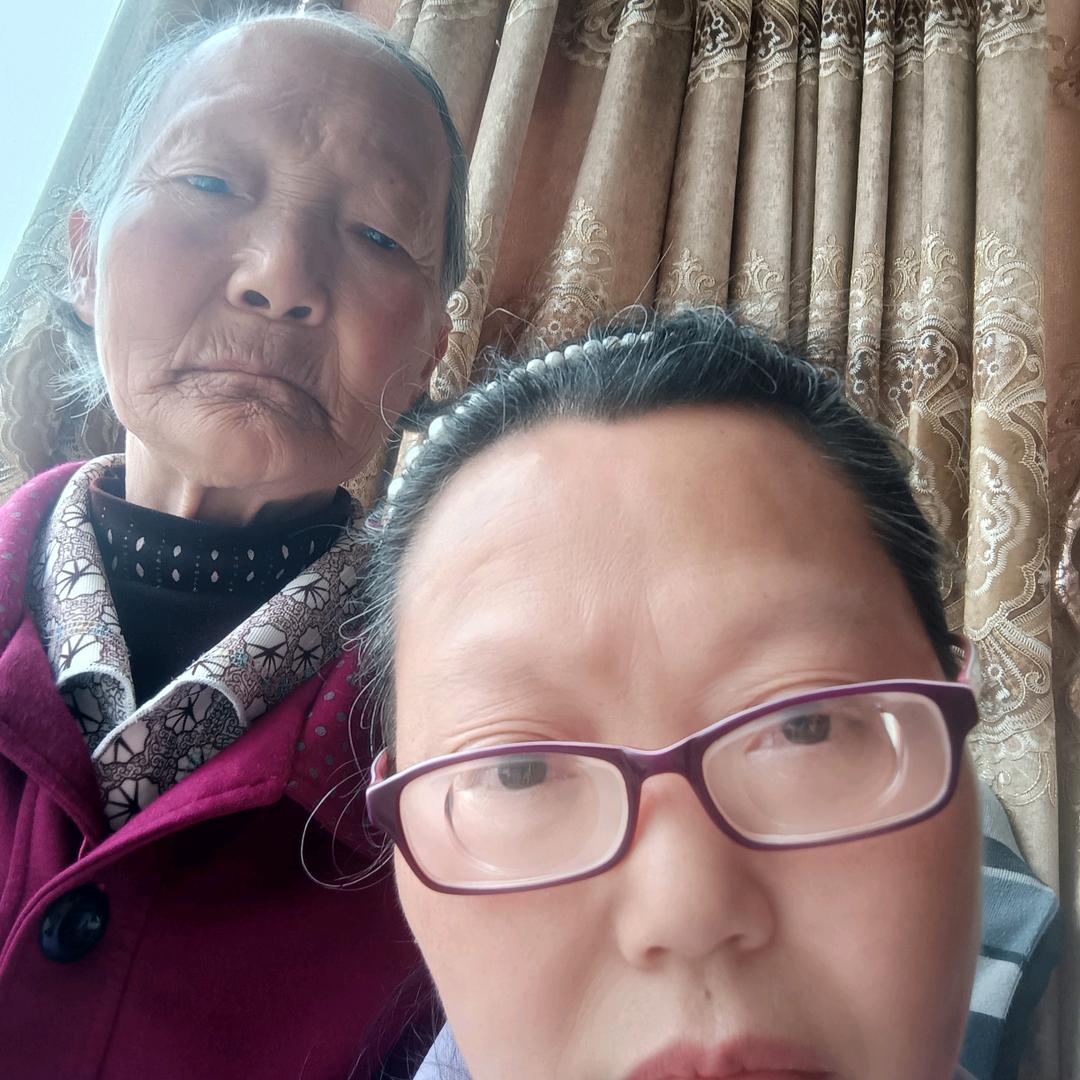 老妈妈