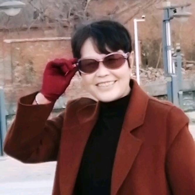 丁姐姐上午八点半一九点开播