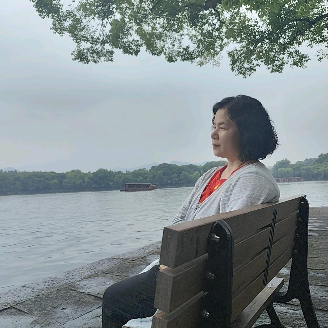 坐看云起时