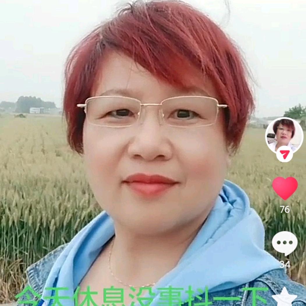 李平时装【橱窗百货】