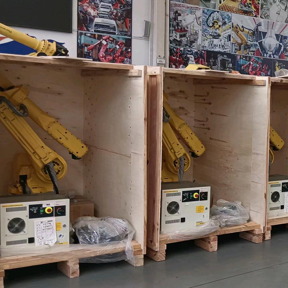 机总管-工业机器人