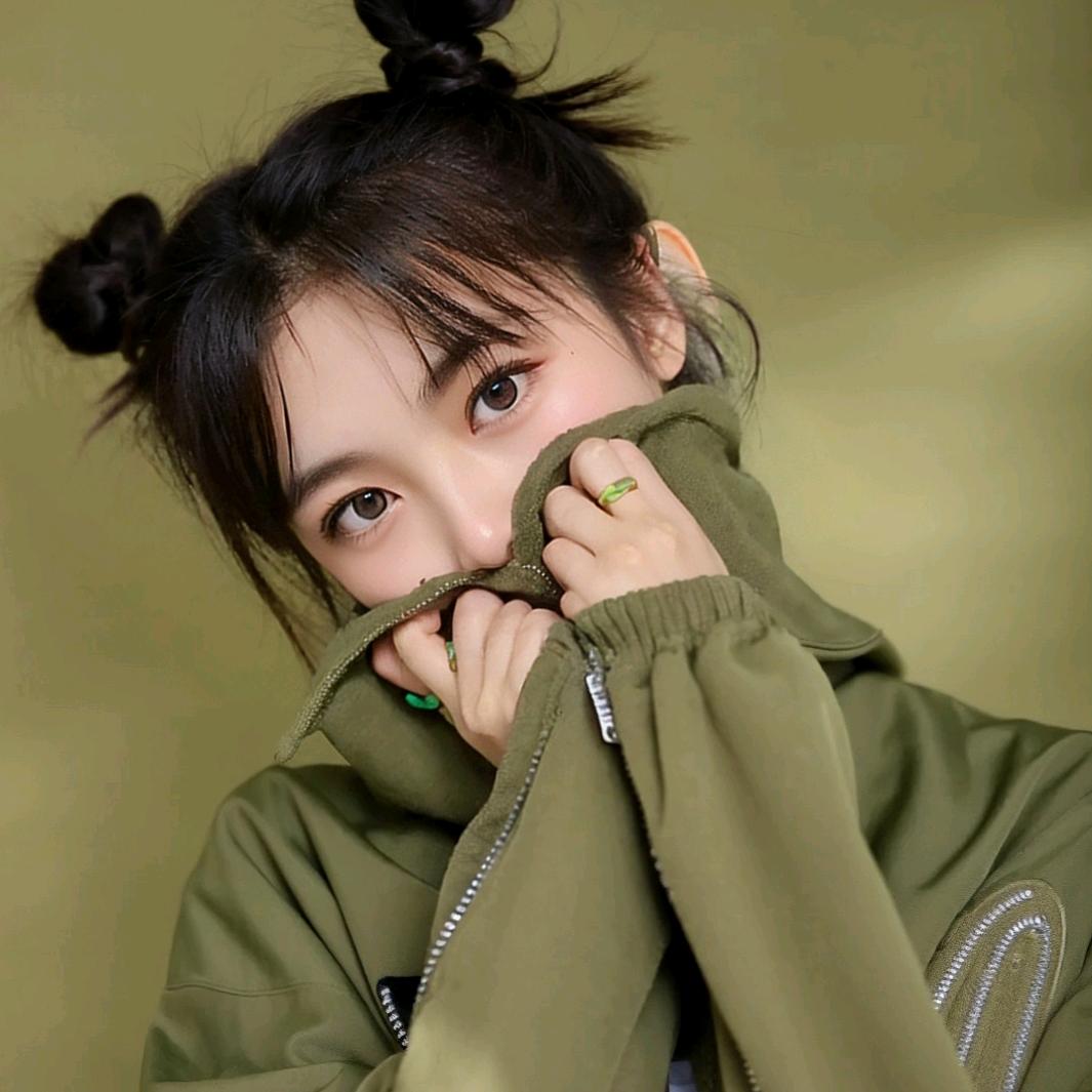ღ°三人禾༊