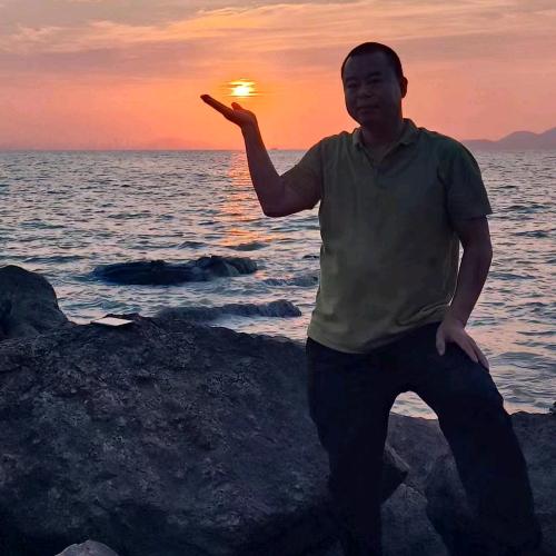 毛华飞