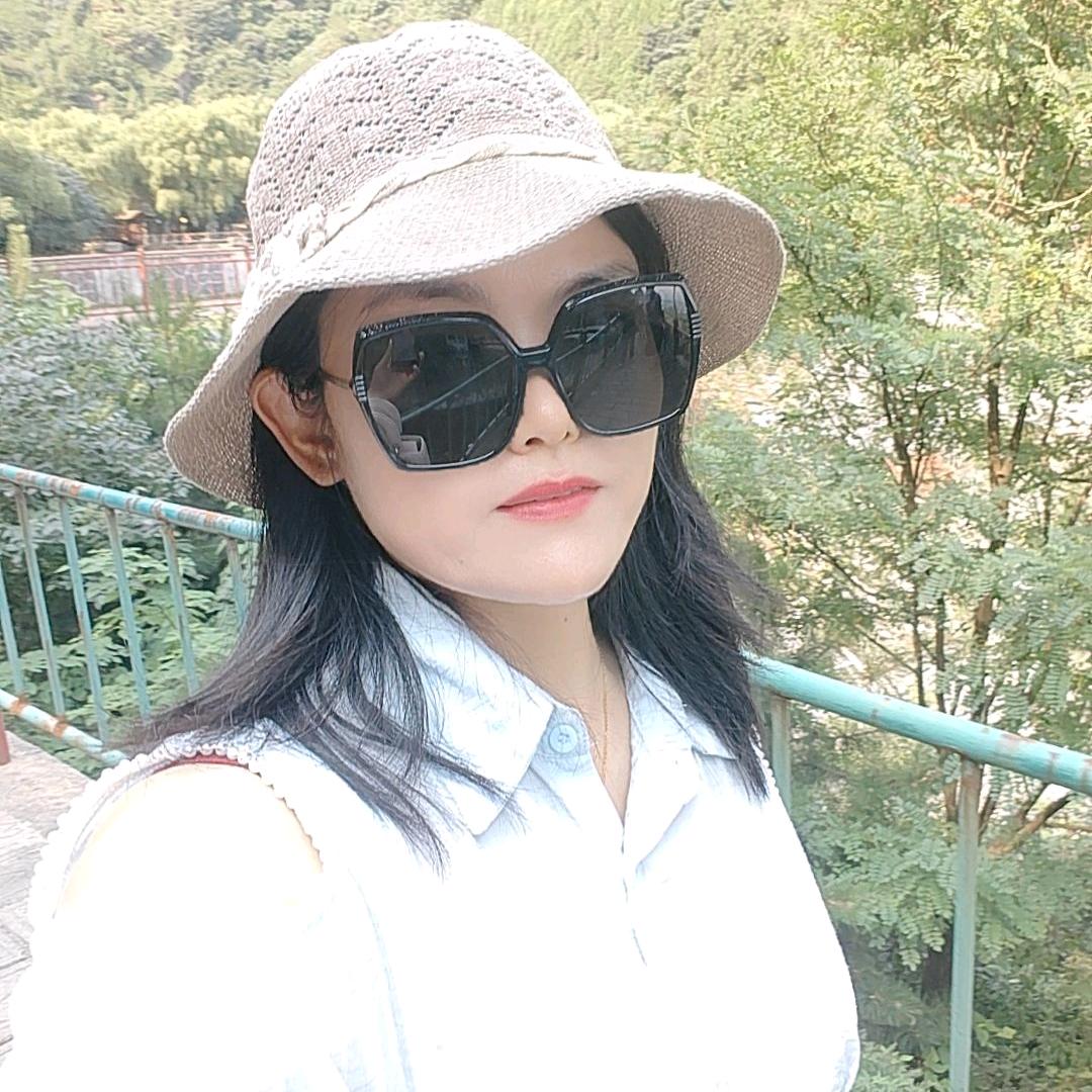 艾小苑