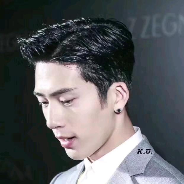 Joe（鬓赴）
