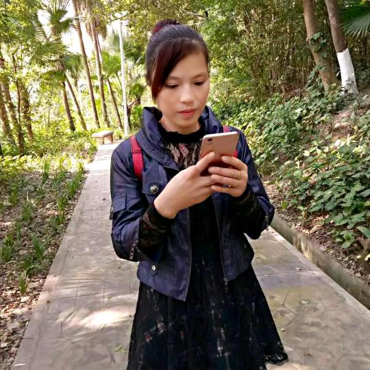 ℋღ᭄幽兰🍒烟雨᭄梦💞࿐