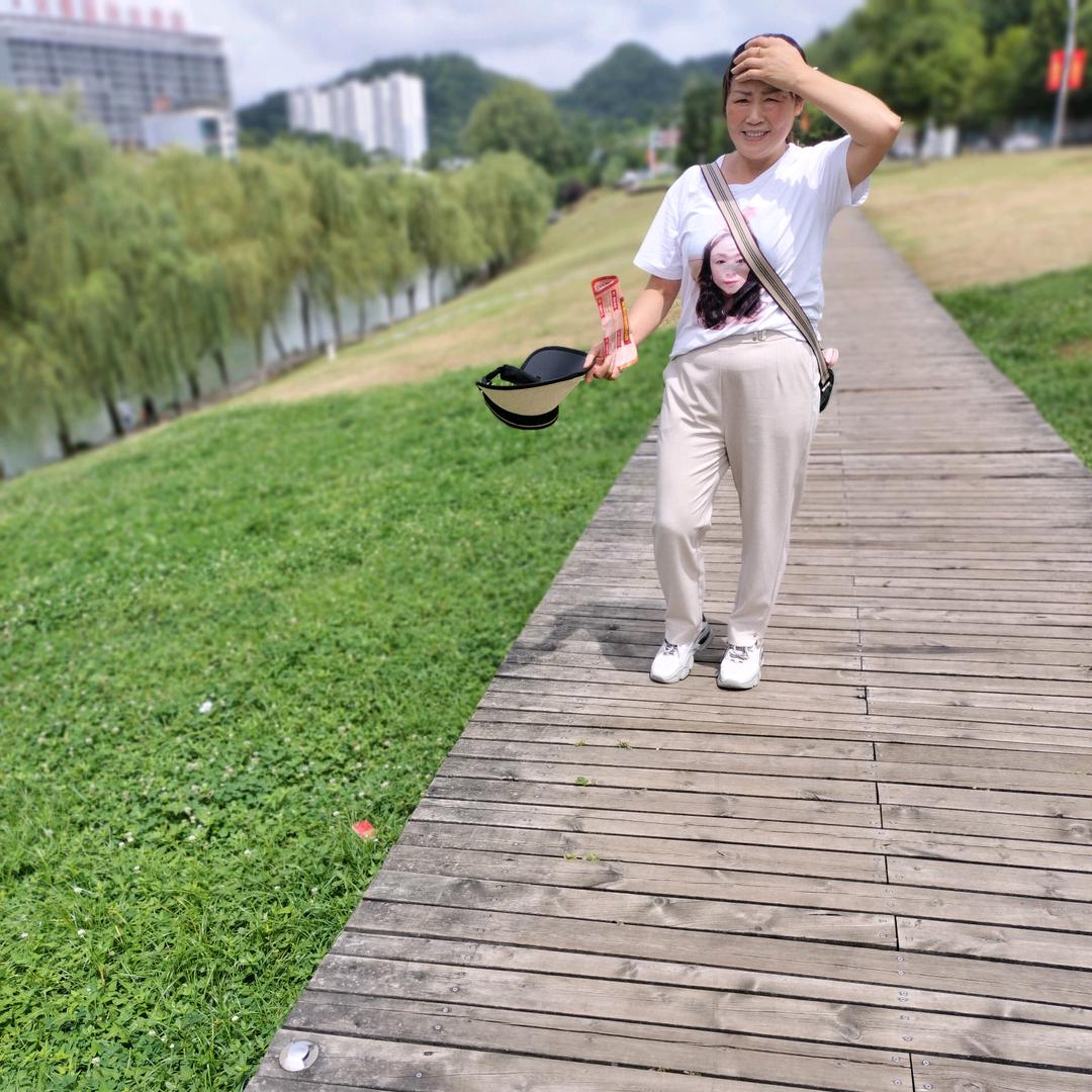晏，农村姐