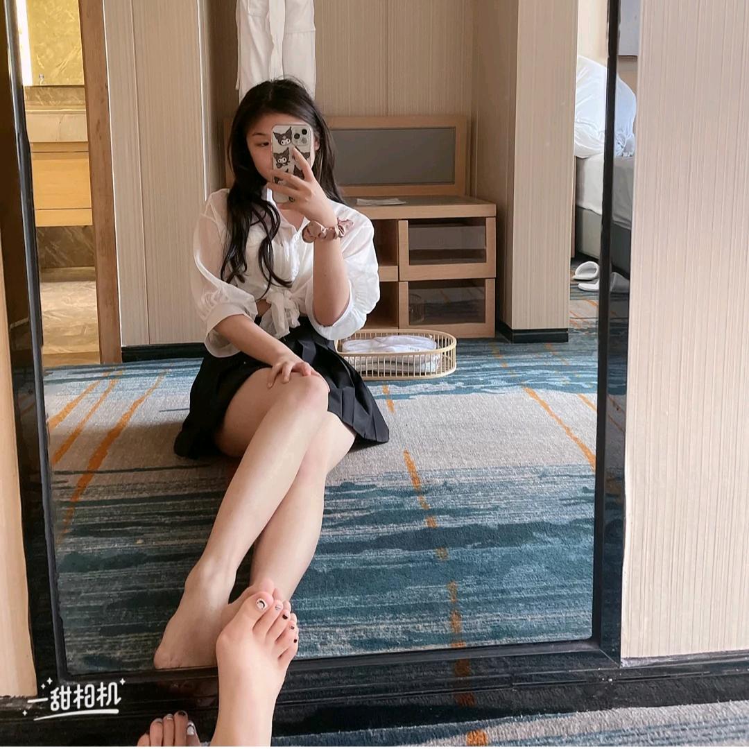 洋洋甜的很正经
