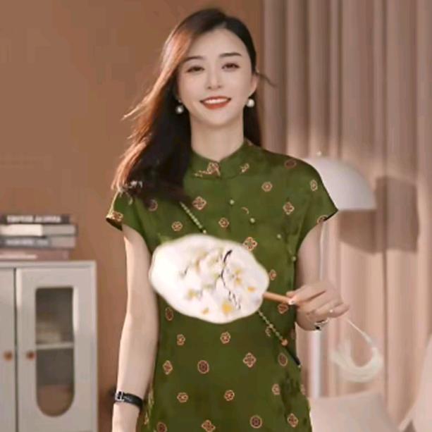 乔儿＆精美穿搭