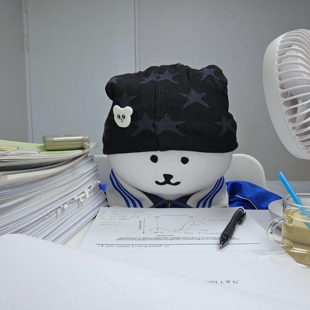 过期的话梅罐头