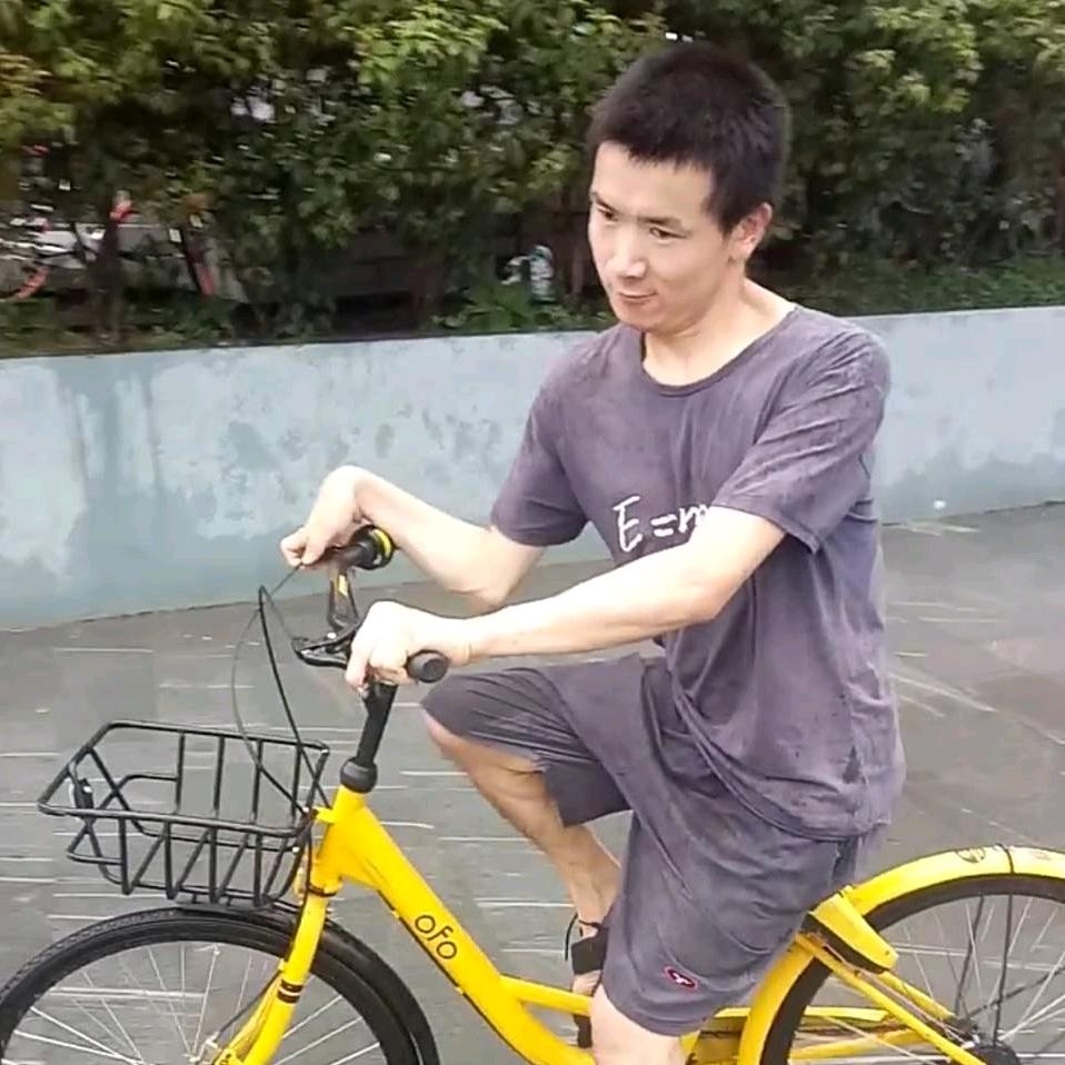 努力生活的冰冰