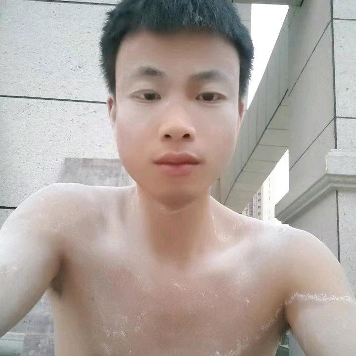 易先生
