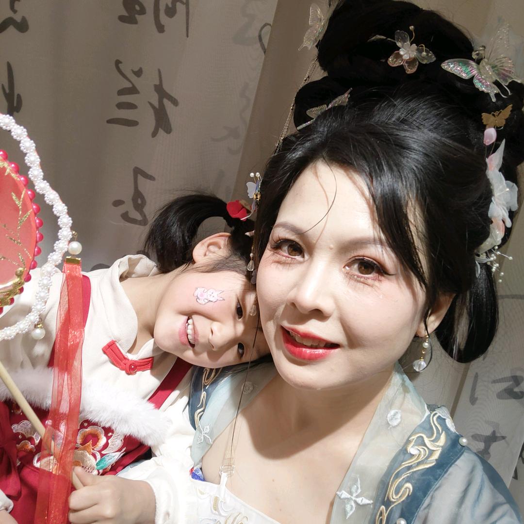 姑娘的娘（古风妆造师）