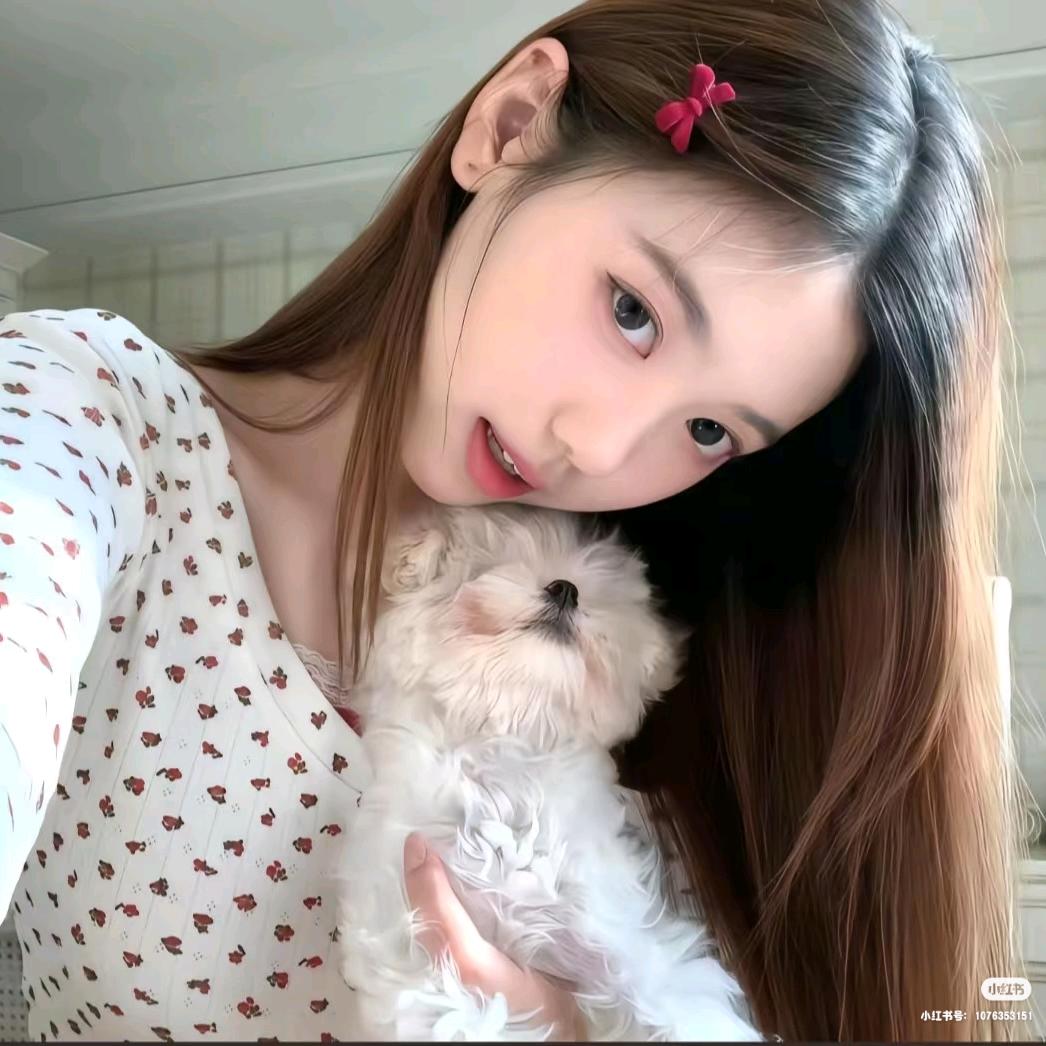 ꒦ິ^꒦ິ