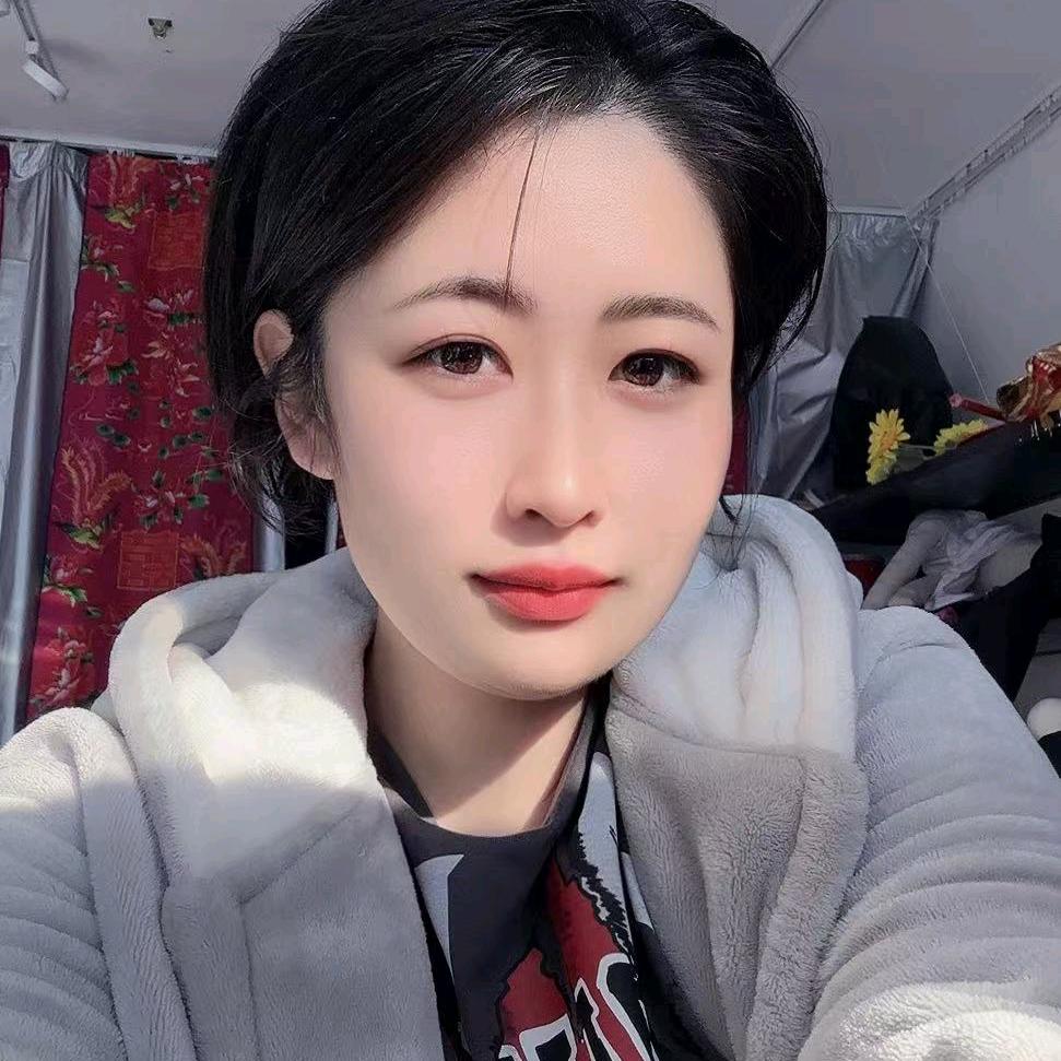 眼前的一切挺现实