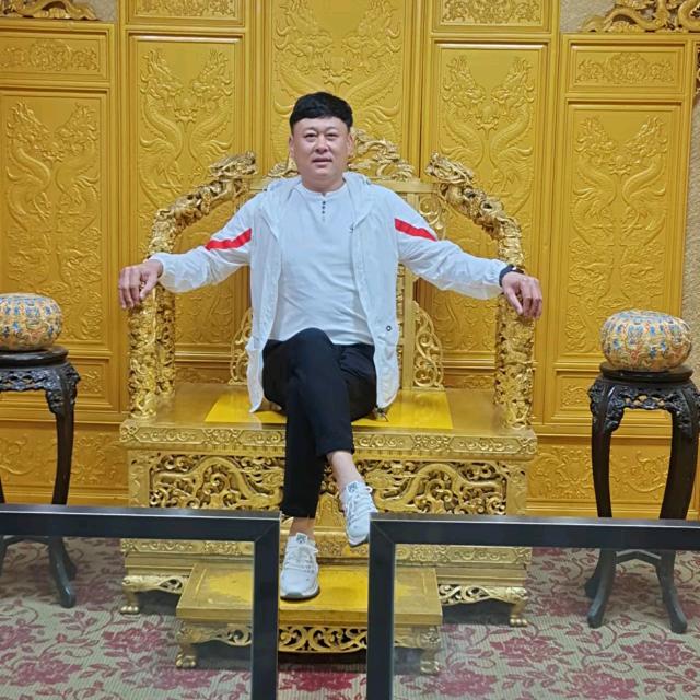 啊龍