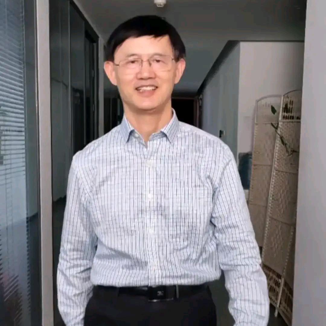 朱佳卿