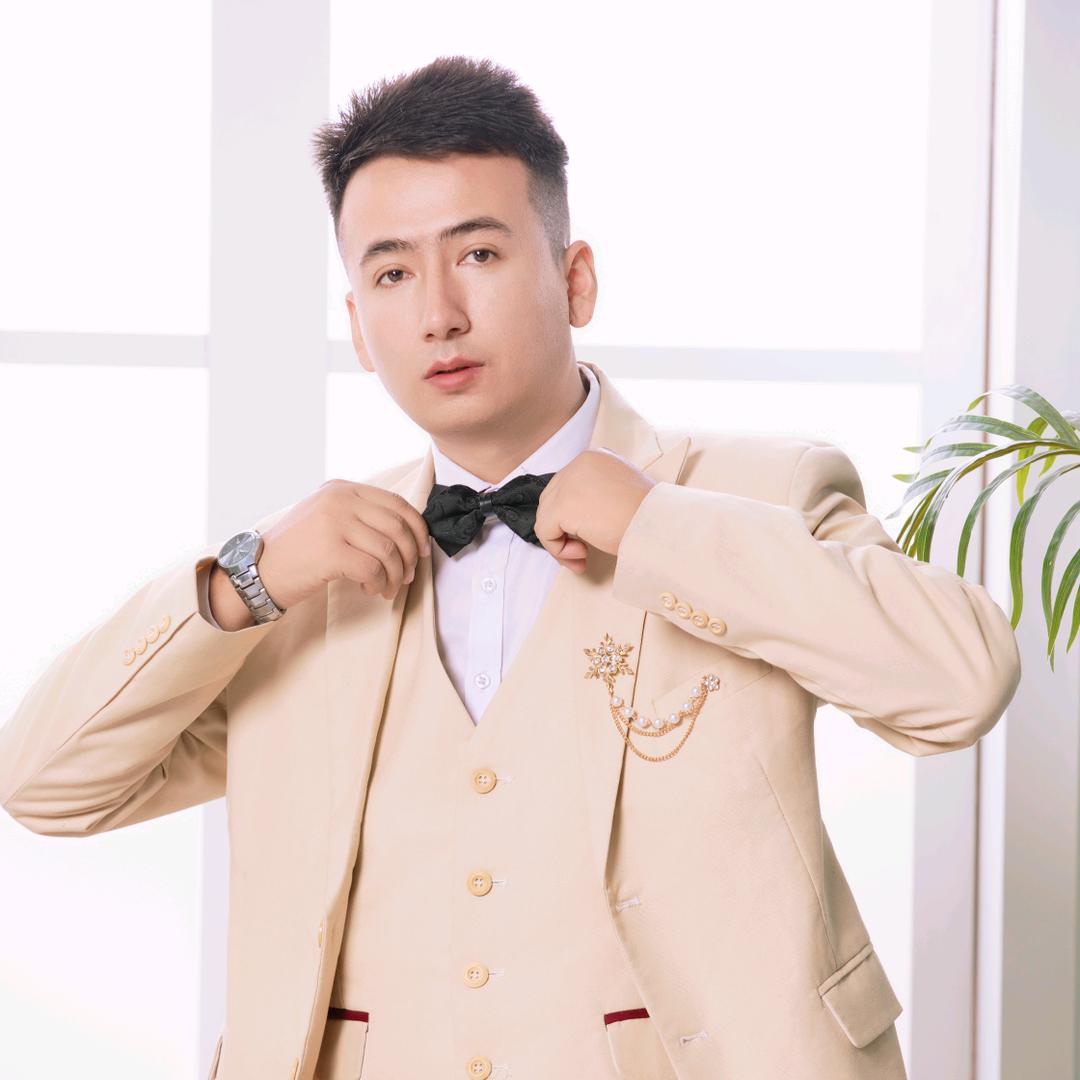 尖子生直播间